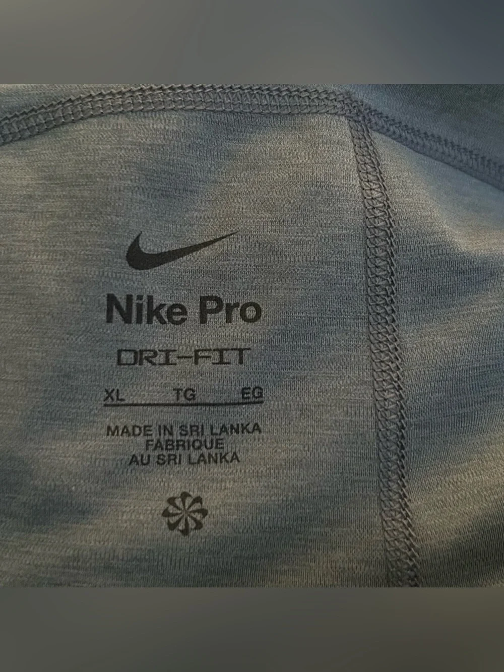 Nike Sporty Pro Women's DriFit Training Compression Shorts Size XL